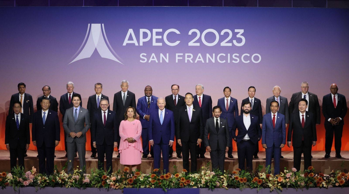 APEC FAMILY PICTURE The Manila Times