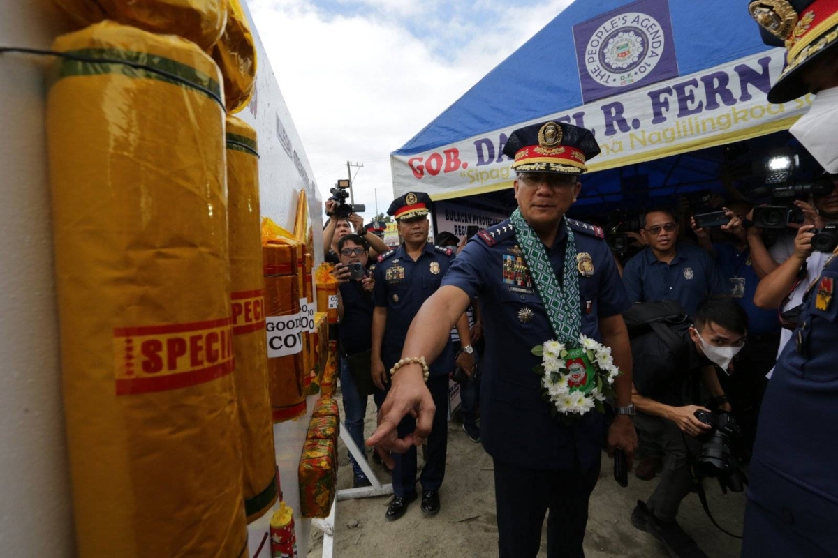 Fireworks inspection | The Manila Times