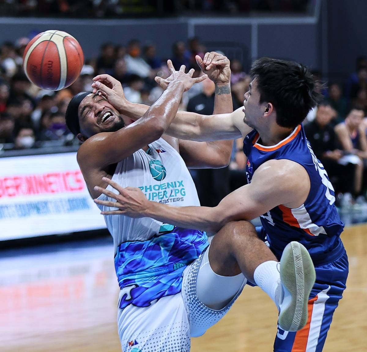 Phoenix Outlasts Meralco, Earns Semis Date With Magnolia | The Manila Times