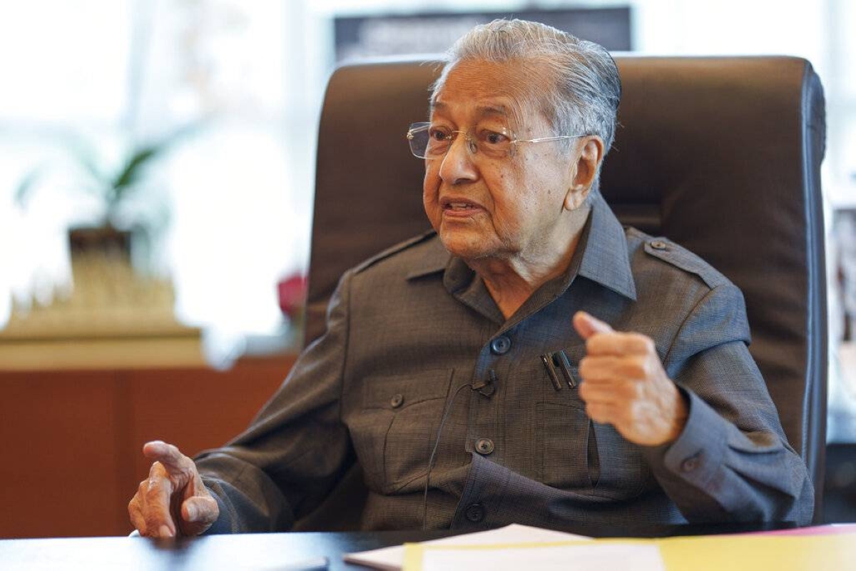 Malaysia's Ex-PM Mahathir Released From Hospital | The Manila Times