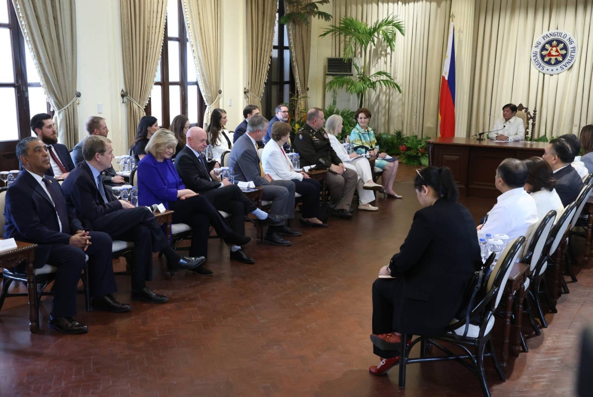 US DELEGATION IN MALACAÑANG | The Manila Times