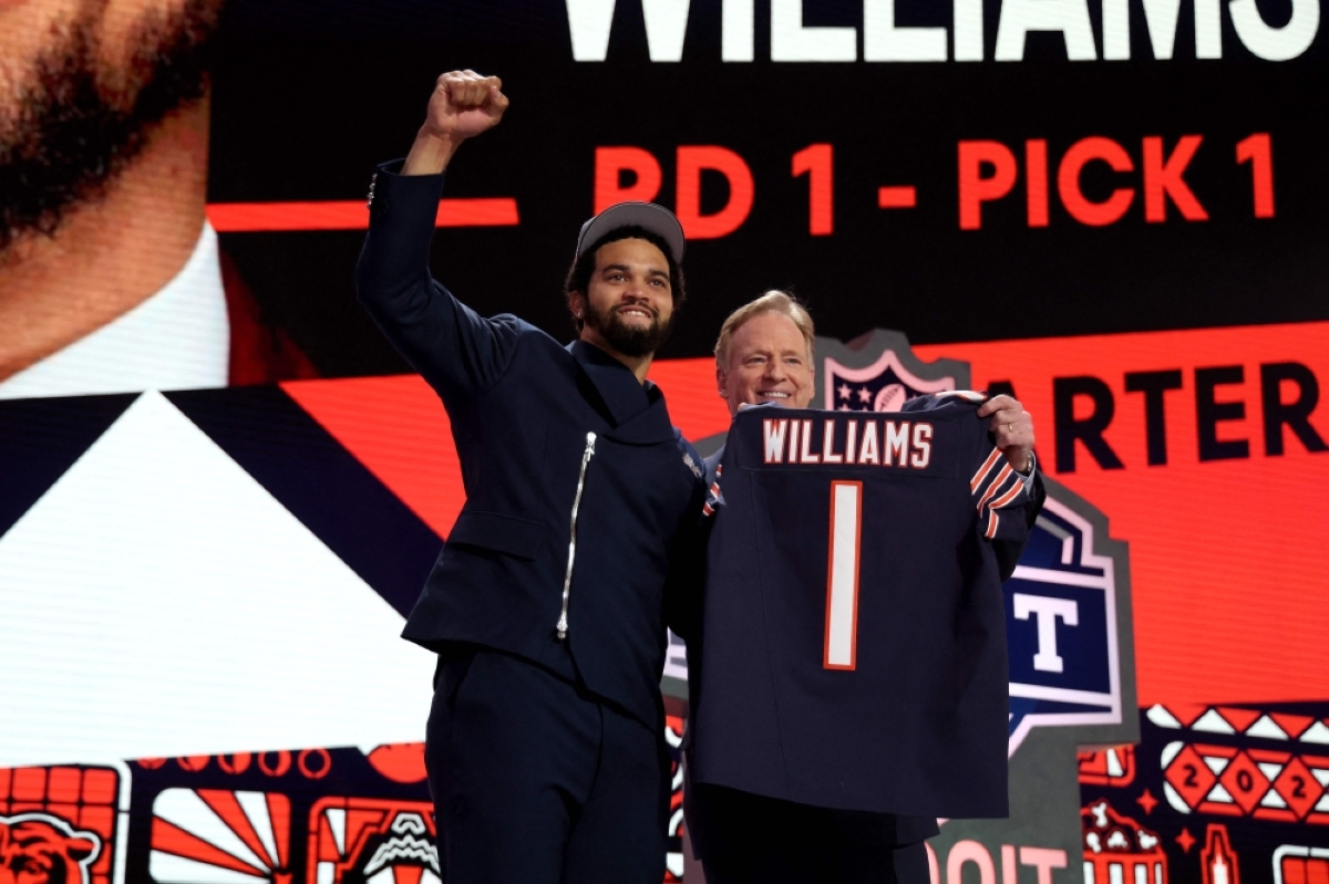 TOP PICK Caleb Williams (left) poses with NFL Commissioner Roger Goodell after being selected first overall by the Chicago Bears during the first round of the 2024 NFL Draft at Campus Martius Park and Hart Plaza on Thursday, April 25, 2024, in Detroit, Michigan. PHOTO BY GREGORY SHAMUS/AFP