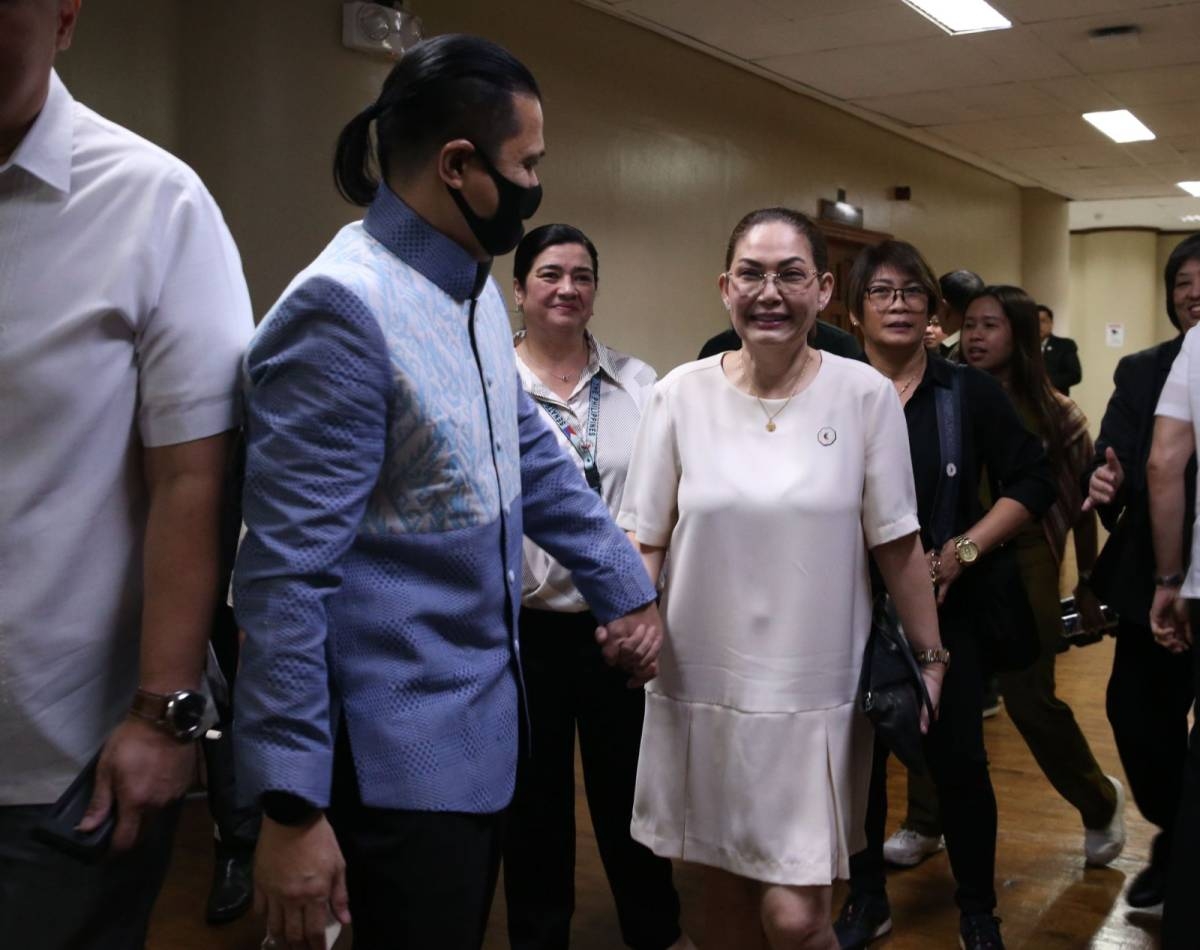 Actress Maricel Soriano, who was  implicated by Jonathan Morales in his investigation on illegal drugs in 2012, attends  public hearing on the alleged leaks at the Philippine Drug Enforcement Agency (PDEA), on Tuesday, May 7, 2024. PHOTOS BY RENE H. DILAN
