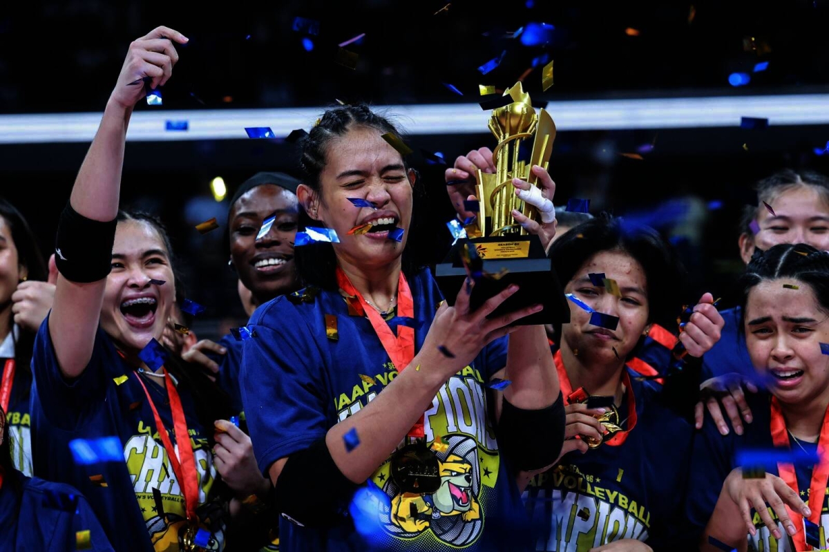 It's a double celebration for National University as its men and women's volleyball teams emerged champions in UAAP 86 at the Mall of Asia Arena on Wednesday, May 15, 2024. The Lady Bulldogs finished off the UST Golden Tigresses in four sets, 25-23, 23-25, 27-25, 25-16, in the Game 2 of the Finals while the men completed a four-peat against their foes from the same school also in four sets, 25-21, 22-25, 25-17, 25-15 in Game 2, to become the second team in the Final Four era to win four straight crowns. PHOTOS BY RIO DELUVIO
