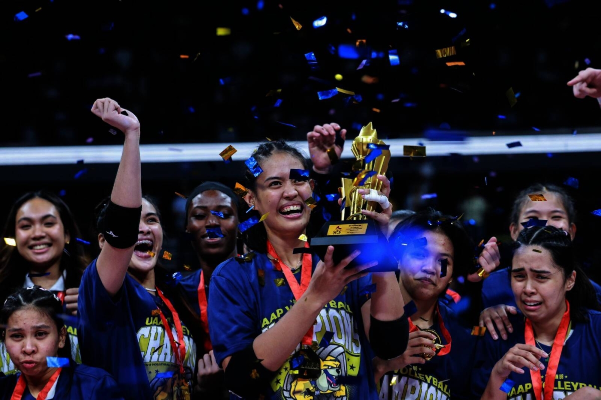 It's a double celebration for National University as its men and women's volleyball teams emerged champions in UAAP 86 at the Mall of Asia Arena on Wednesday, May 15, 2024. The Lady Bulldogs finished off the UST Golden Tigresses in four sets, 25-23, 23-25, 27-25, 25-16, in the Game 2 of the Finals while the men completed a four-peat against their foes from the same school also in four sets, 25-21, 22-25, 25-17, 25-15 in Game 2, to become the second team in the Final Four era to win four straight crowns. PHOTOS BY RIO DELUVIO
