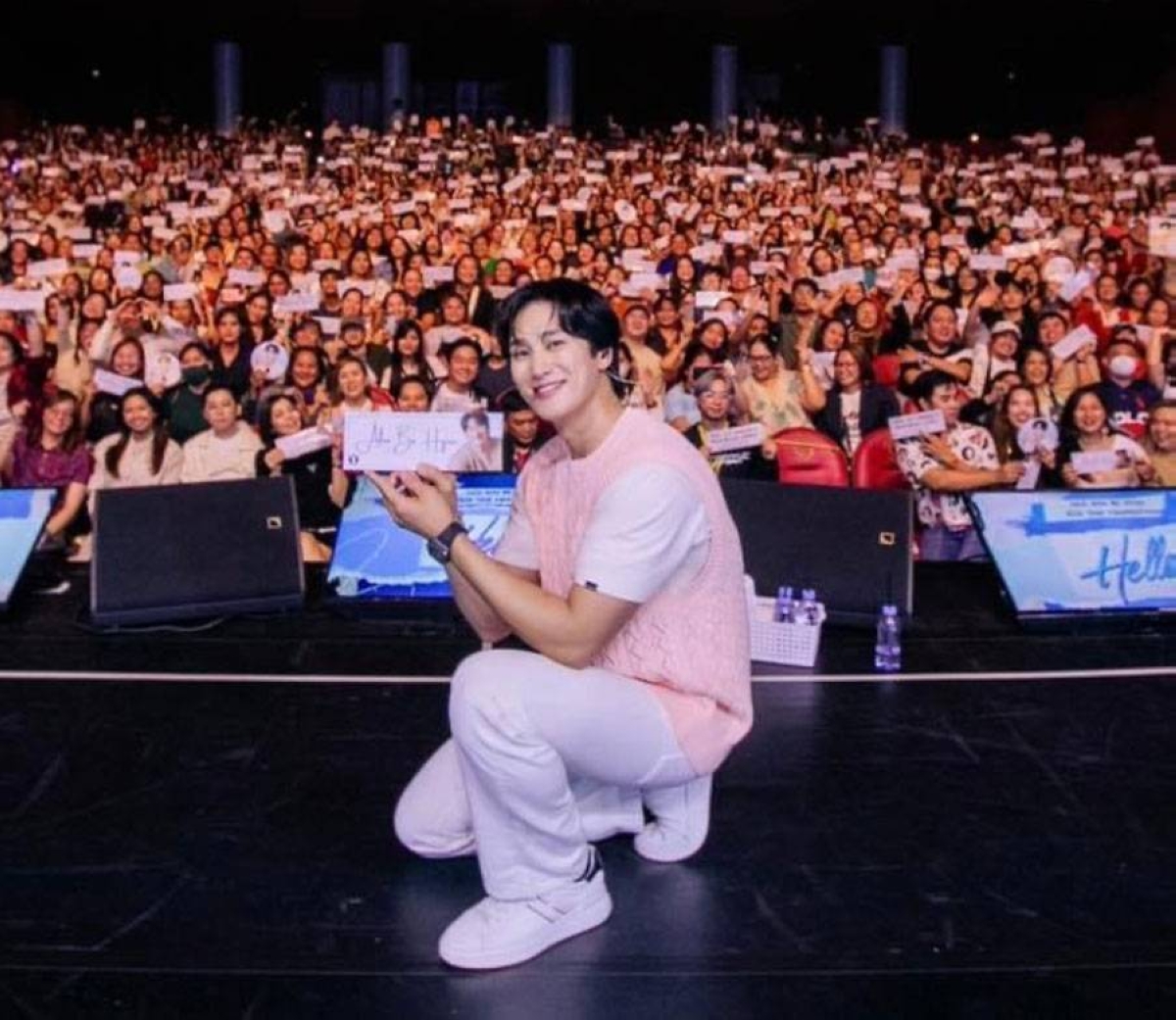 The Korean star made his first visit to the Philippines for the 2024 Ahn Bo Hyun Asia Tour Fanmeeting.