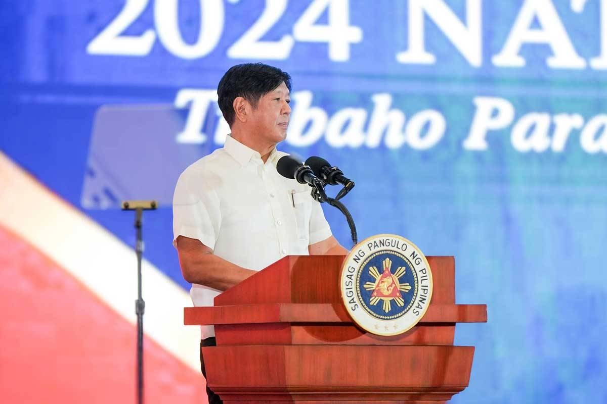 President Ferdinand R. Marcos Jr. on Thursday called on the labor sector to vigorously implement the plan for the Trabaho Para sa Bayan (TPB). According to President Marcos, the TPB Plan will be one of the driving forces to help create at least three million new jobs by the time he steps down from office. PCO Photo