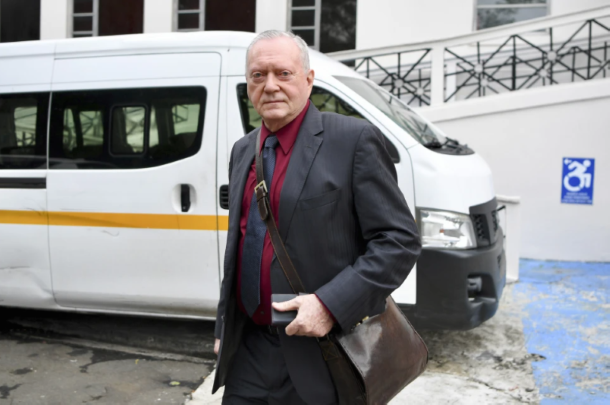 Juergen Mossack, partner of the law firm Mossack-Fonseca, leaves the Supreme Court during the trial of the “Panama Papers’ money laundering case in Panama City, April 8, 2024. On June 28, a Panamanian judge acquitted Mossack and 27 other people who were accused of money laundering in the notorious Panama Papers case. AP PHOTO