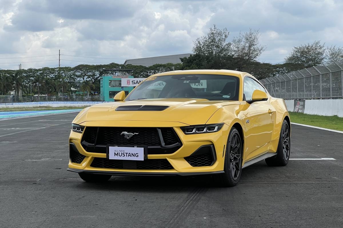 2024 ford mustang 5.0 gt premium