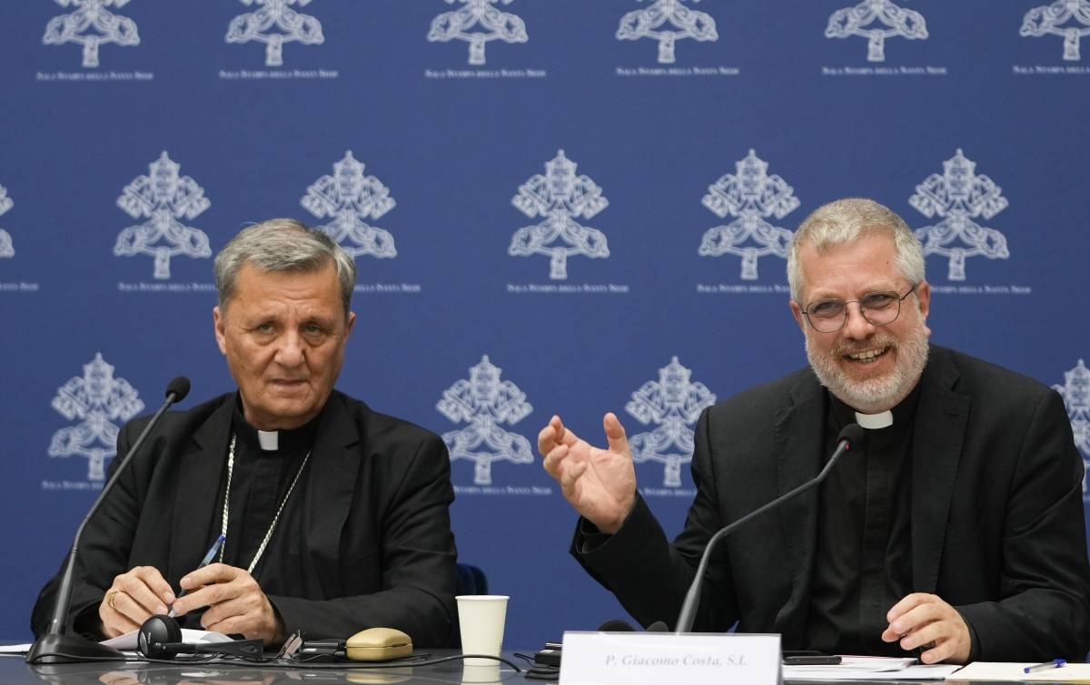 Vatican will prepare a document on the role of women in leadership in ...