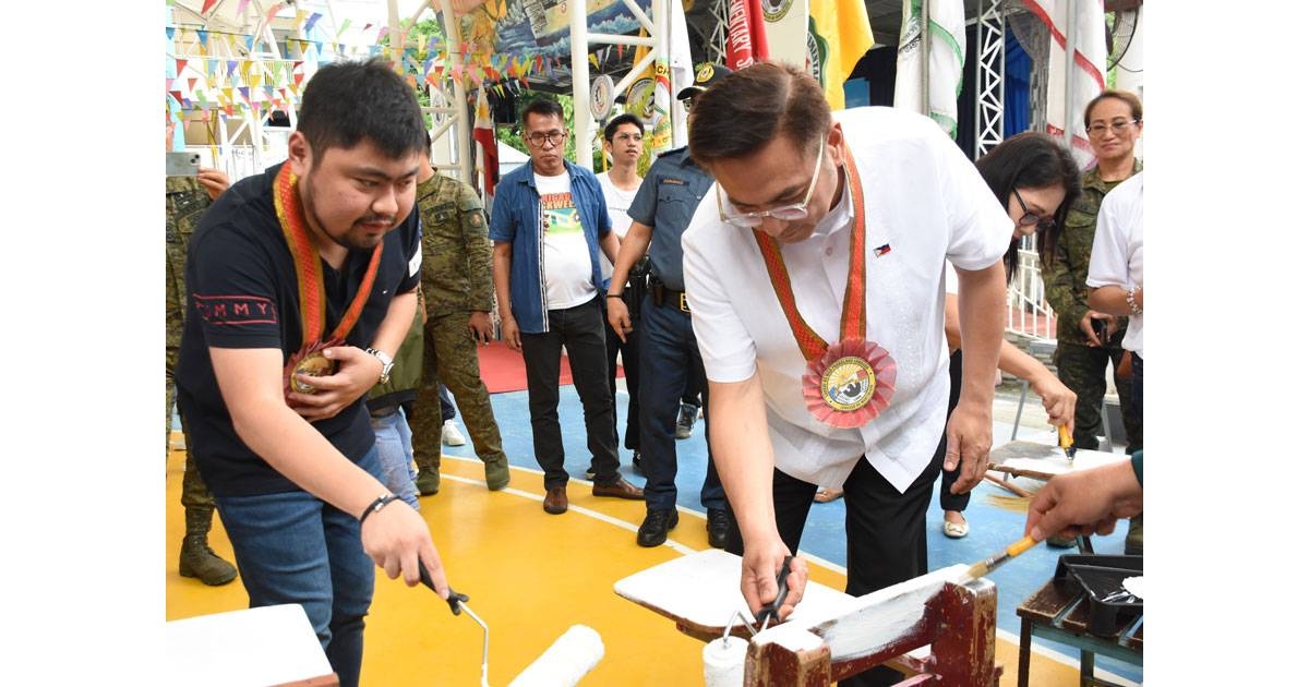 Mayor Biazon leads 'Brigada Eskwela 2024' in Muntinlupa | The Manila Times