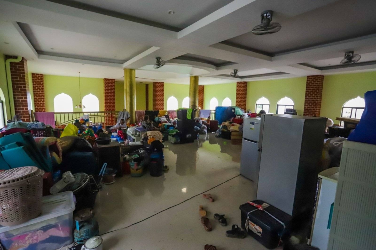 A mosque in Barangay Tumana in Marikina City in this photo taken on July 26, 2024 becomes a temporary shelter for the victims of the floods that swamped Metro Manila on July 24. PHOTOS BY JOHN ORVEN VERDOTE