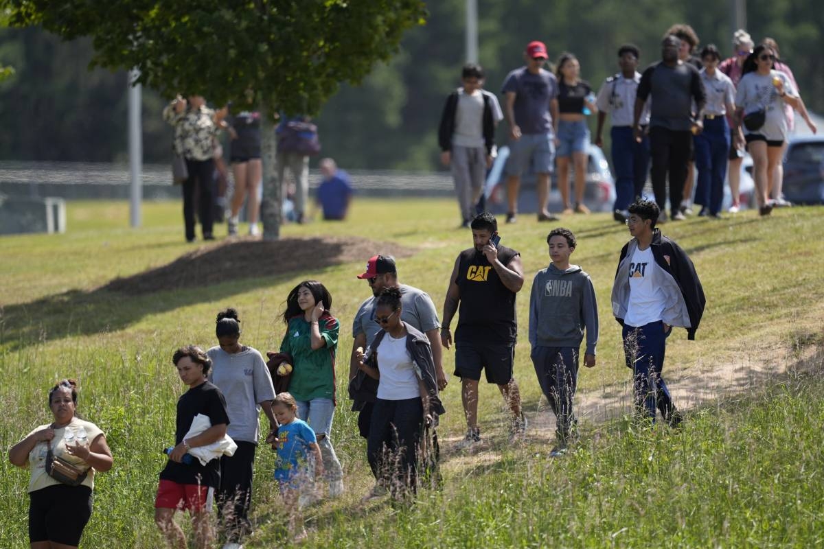 A 14-year-old student fatally shot 4 people in a rampage at a Georgia high  school, officials say | The Manila Times