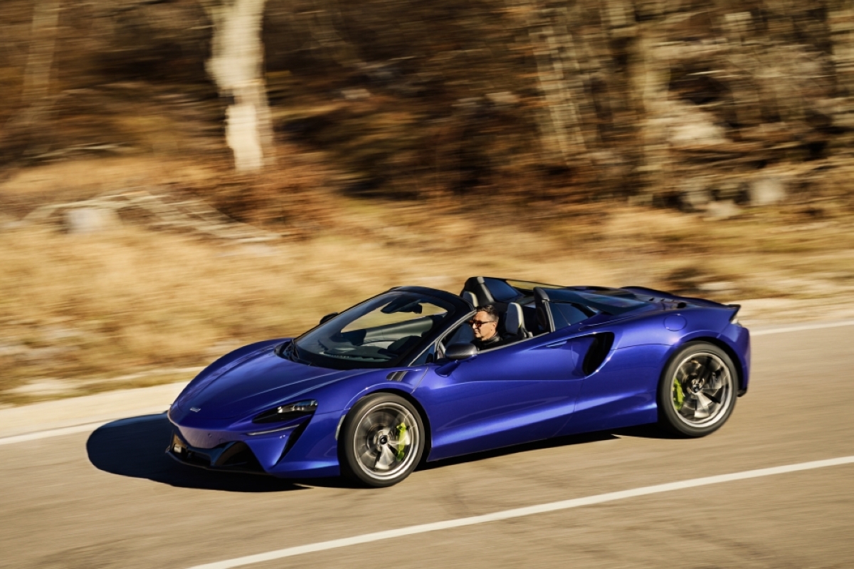 McLaren Artura Spider: