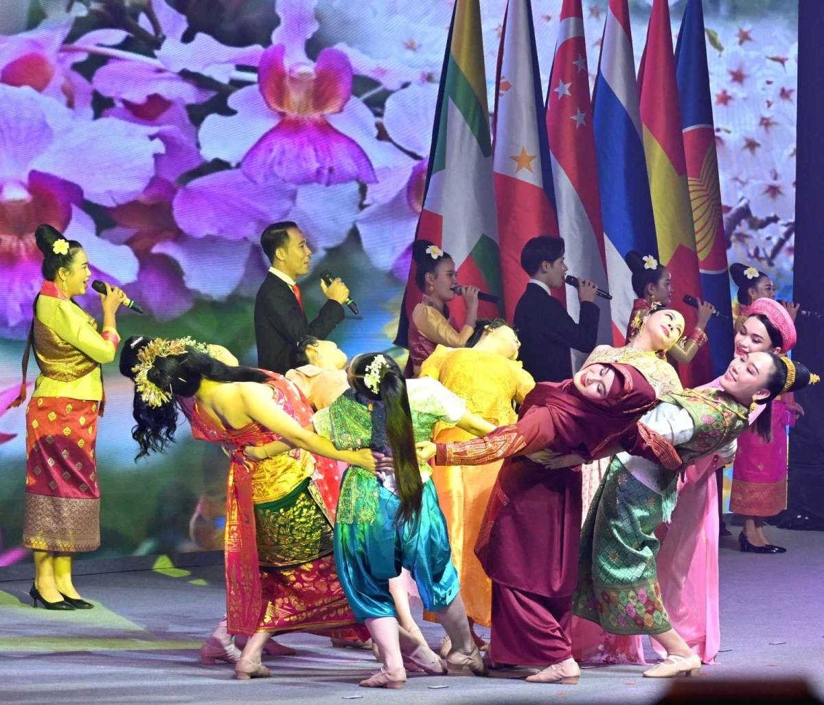 President Ferdinand Marcos Jr. and first lady Liza Araneta-Marcos attend the opening ceremony of the 44th and 45th Asean Summit in Laos on Oct. 9, 2024. PHOTO BY REVOLI S. CORTEZ/PPA POOL
