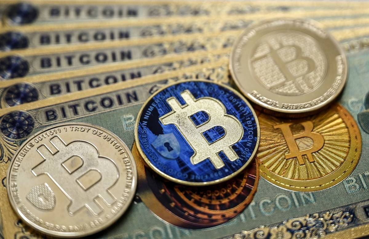 Bitcoin supera los $100,000, Seúl retrocede mientras los comerciantes ven el drama surcoreano