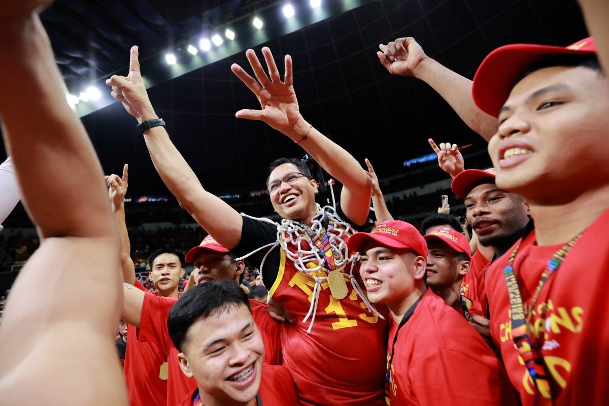 Mapua University quenched its 33-year thirst for a title after a commanding 94-82 win in Game 2 of the best-of-three Finals of the NCAA 100 men’s basketball tournament at the Smart Araneta Coliseum on Dec. 7, 2024. After a heartbreaking loss to the San Beda Red Lions last year, Mapua redeemed itself in the centennial year of the league. NCAA 100 Finals Most Valuable Player (MVP) Clint Escamis scored 18 points, dished out four assists and made three steals. PHOTOS BY RIO DELUVIO 