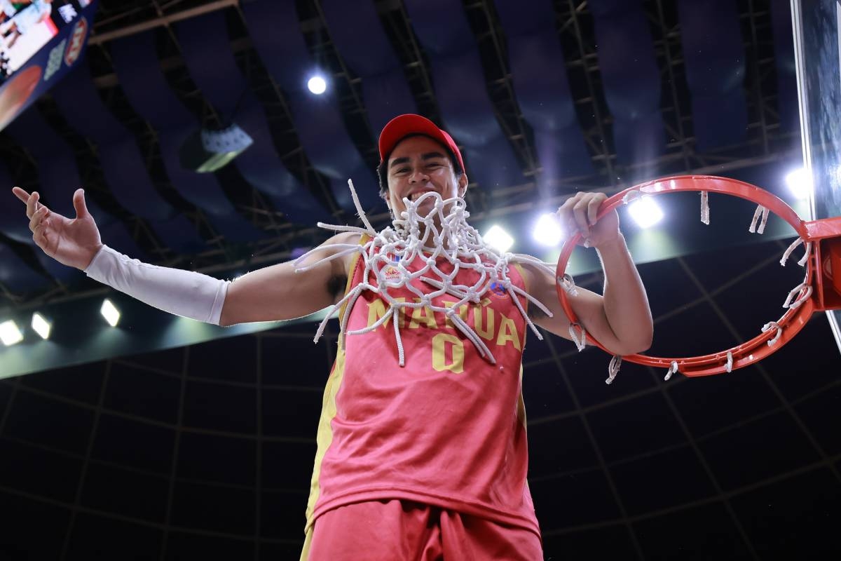 Mapua University quenched its 33-year thirst for a title after a commanding 94-82 win in Game 2 of the best-of-three Finals of the NCAA 100 men’s basketball tournament at the Smart Araneta Coliseum on Dec. 7, 2024. After a heartbreaking loss to the San Beda Red Lions last year, Mapua redeemed itself in the centennial year of the league. NCAA 100 Finals Most Valuable Player (MVP) Clint Escamis scored 18 points, dished out four assists and made three steals. PHOTOS BY RIO DELUVIO 