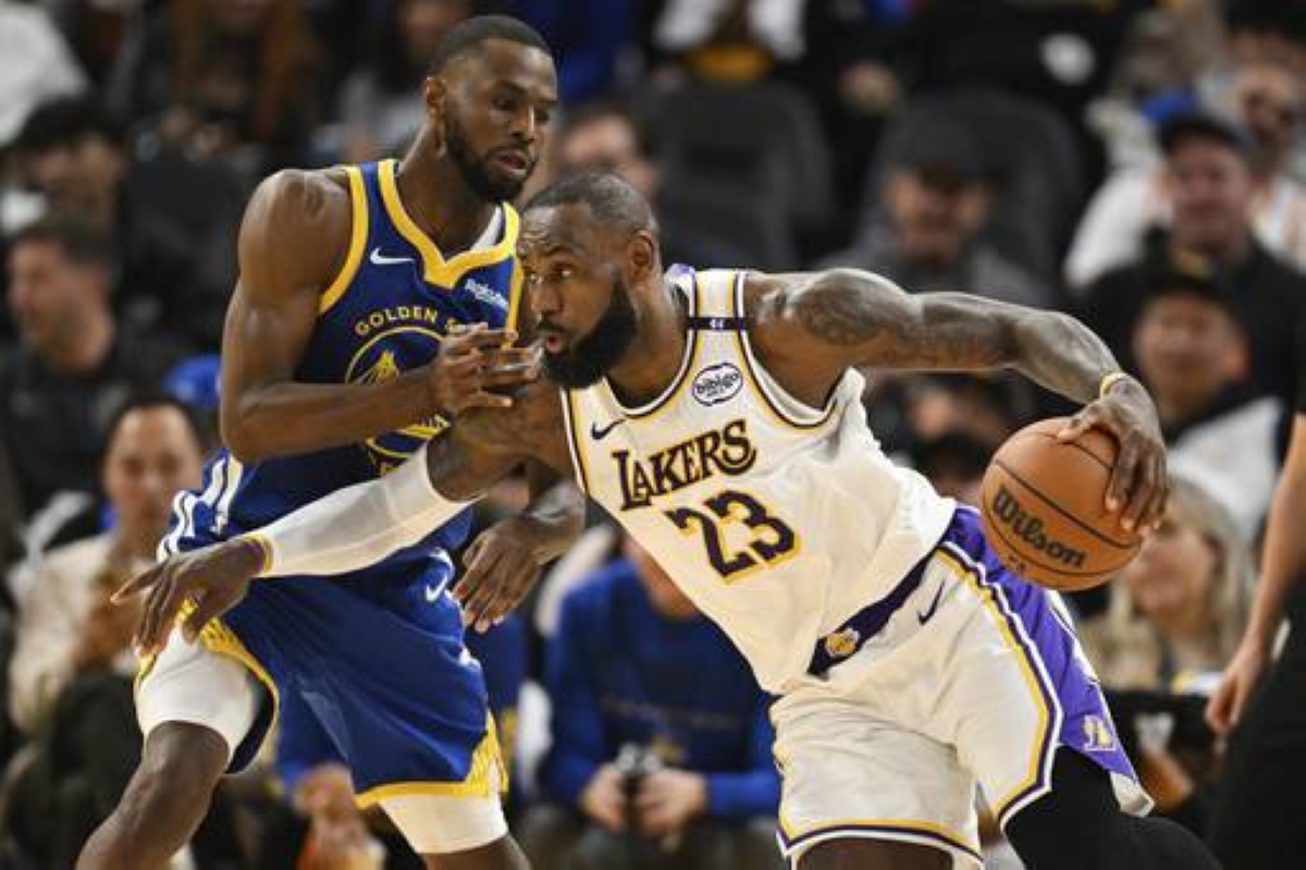 Lakers top Warriors in 2-point thriller