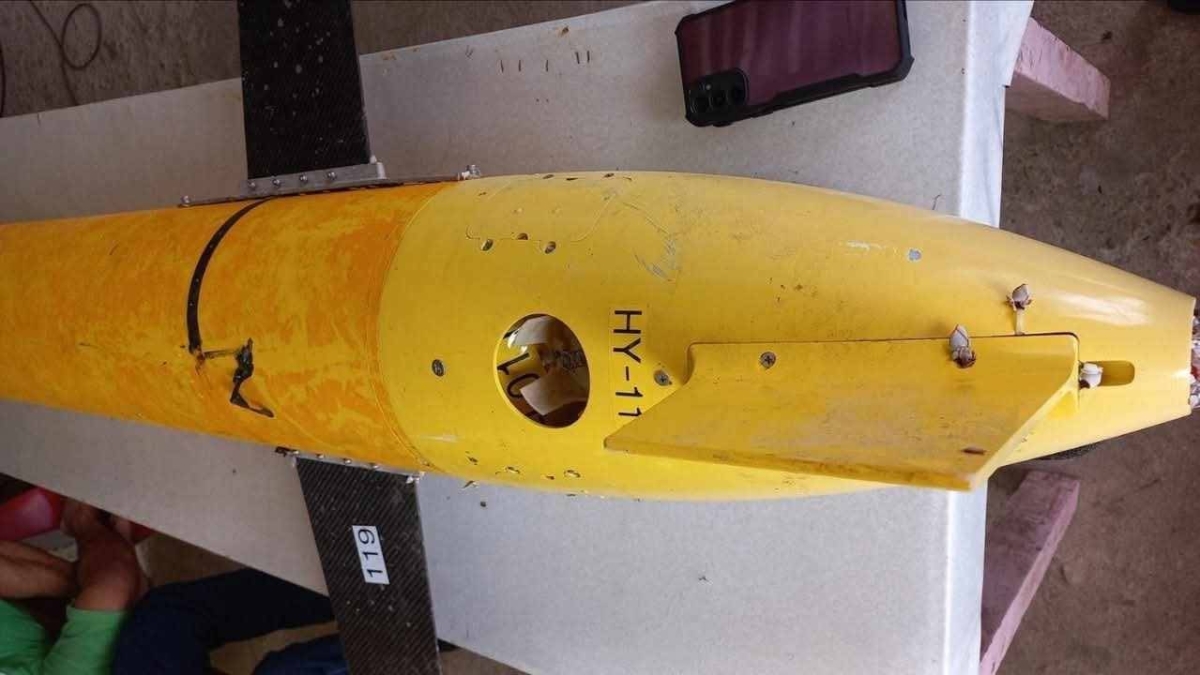 The unmanned underwater drone found by three fishermen in Masbate.  PHOTO COURTESY OF PNP-BICOL 