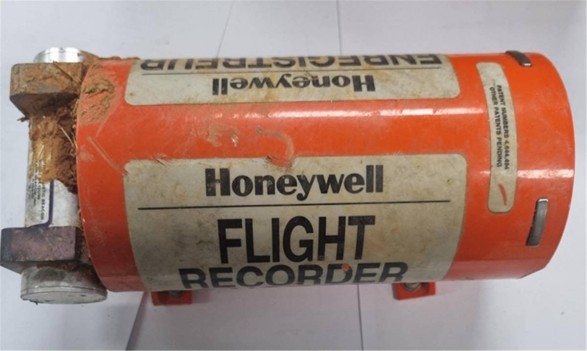 BLACK BOX'S SILENCE This undated handout photo taken at an undisclosed location and released on Jan. 1, 2025 by South Korea's Ministry of Land, Infrastructure, and Transport shows the flight data recorder (FDR) retrieved from Jeju Air flight 2216 which crashed killing 179 people. The black boxes holding the flight data and cockpit voice recorders for the crashed Jeju Air flight that left 179 people dead stopped recording four minutes before the disaster, South Korea's transport ministry said on Jan. 11. (AFP Photo)