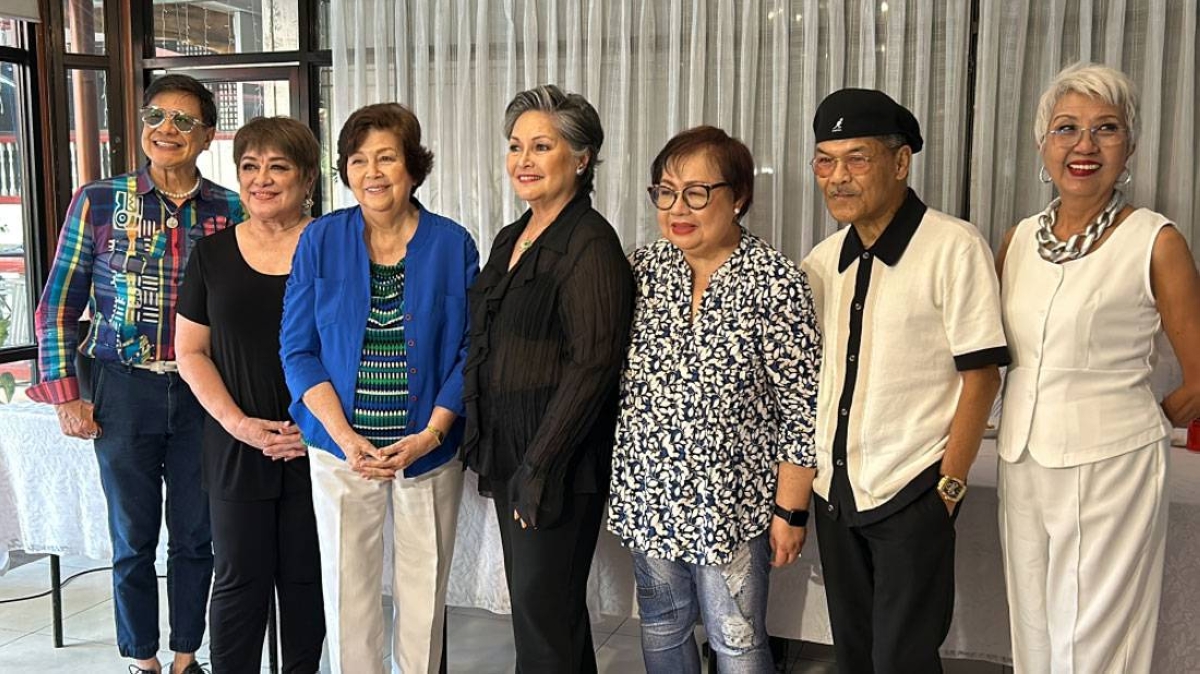 OPM veterans unite to mount a concert for showbiz icon and advocate Boots Anson Roa-Rodrigo (third from left). They are (from left) Ding Mercado, Mitch Valdez, Leah Navarro, Nanette Inventor, Ray-an Fuentes and Pat Castillo.