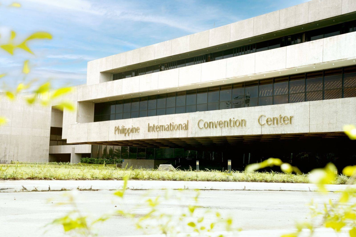 THE FACADE OF PRESTIGE The PICC’s true legacy lies not just in the international summits hosted within its monumental halls, but in the millions of personal milestones woven into its fabric. PICC PHOTO