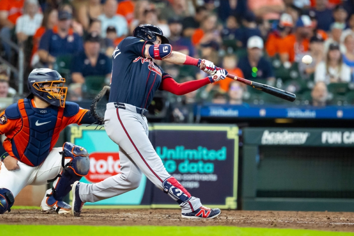 Braves clinch division title; Red Sox reach MLB playoffs