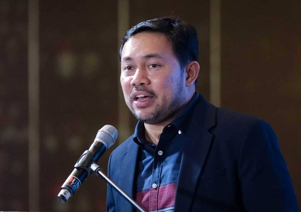 Villar pushes tax credits for seniors, PWDs