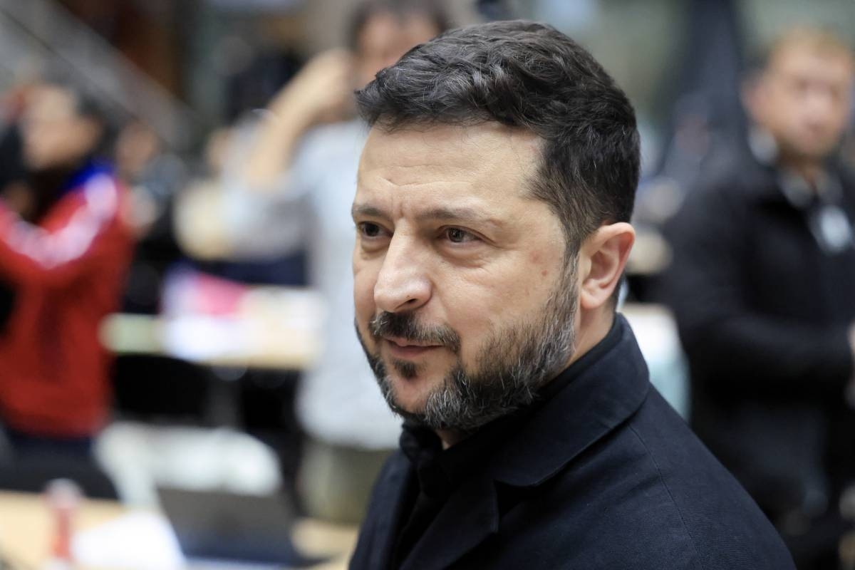 Ukraine claims US missile holdup as Trump floats summit without Zelensky