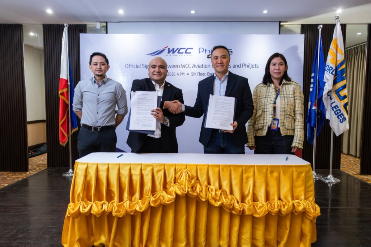 
STRONGER INDUSTRY PRESENCE WCC Aviation Holdings sign a shareholders’ agreement to acquire a 30-percent equity stake in PhilJets.           PHOTO FROM WCC AVIATION HOLDINGS 