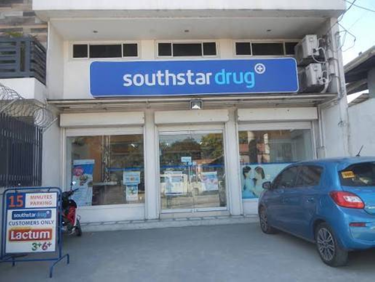 Southstar Drug partners with Social Welfare Dept