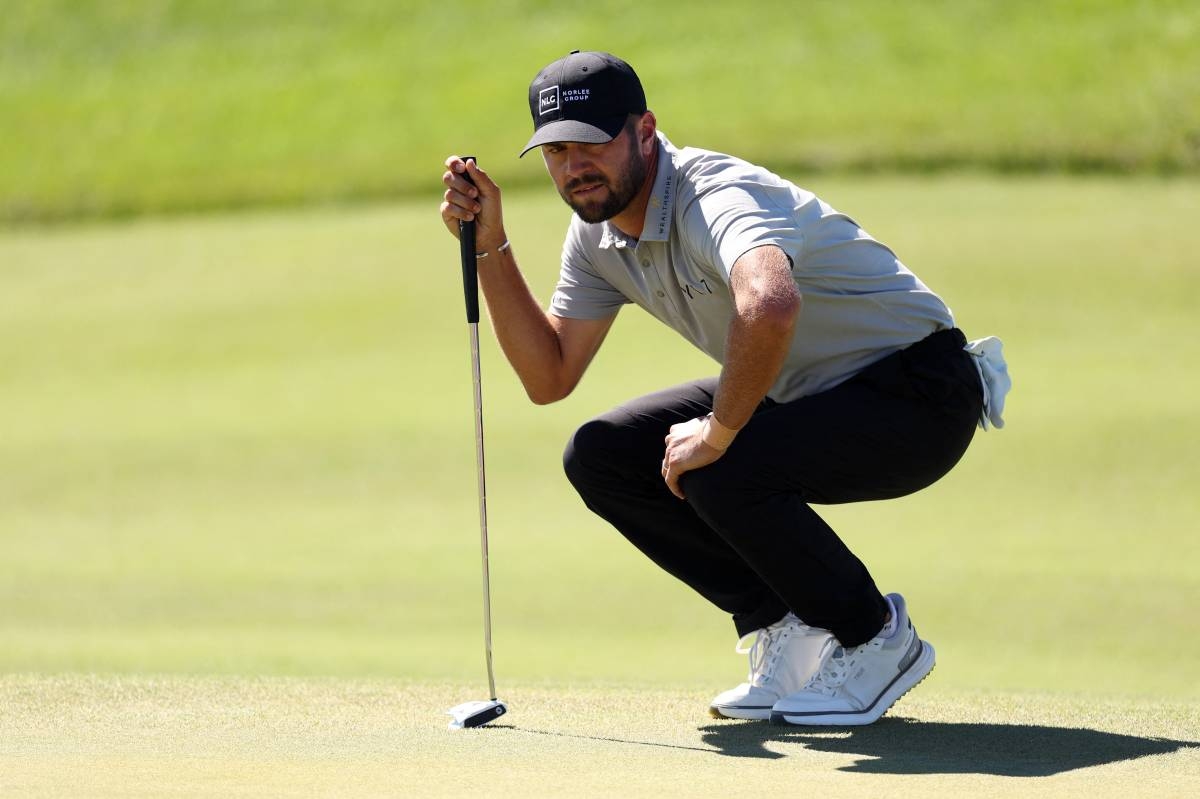 Blanchet, Hirata share lead in Bermuda