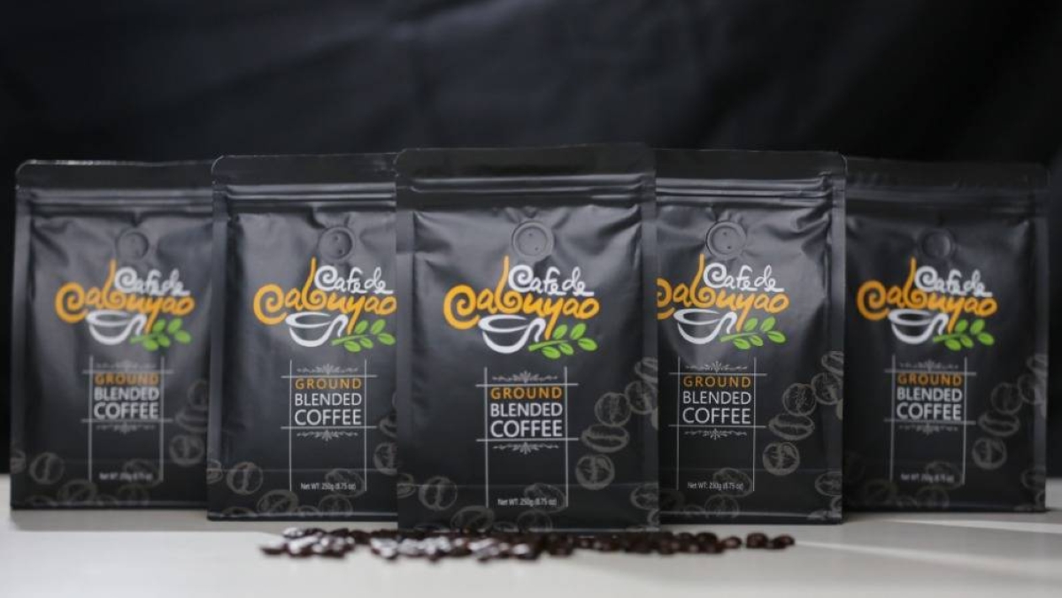 Among the products of the Casile-Guinting Upland Multi-Purpose Cooperative based in Cabuyao, Laguna is processed coffee beans under the Café de Cabuyao brand. PHILMECH PHOTO