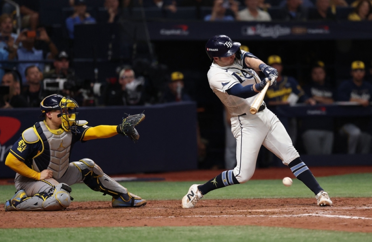 Rays win Game 4 thriller vs Brewers in World Series