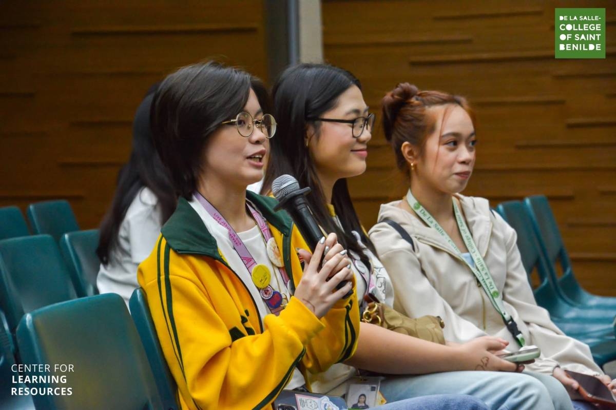 
n ‘The deaf may have their own language, but they are no different from any regular person. They still have the same passions, hopes, and dreams,’ said Mike Sandejas, director of the film ‘Dinig Sana Kita.’ n Benilde students join the talkback at the screening of the film ‘Dinig Sana Kita’ at the 32nd Deaf Festival held at the De La Salle-College of Saint Benilde.     CONTRIBUTED PHOTOS n ‘Surviving Hurricane Otis’ strips away the romantic image of coastal living and reminds us how quickly familiar waters can turn dangerous. 
IMAGE FROM NETFLIX 