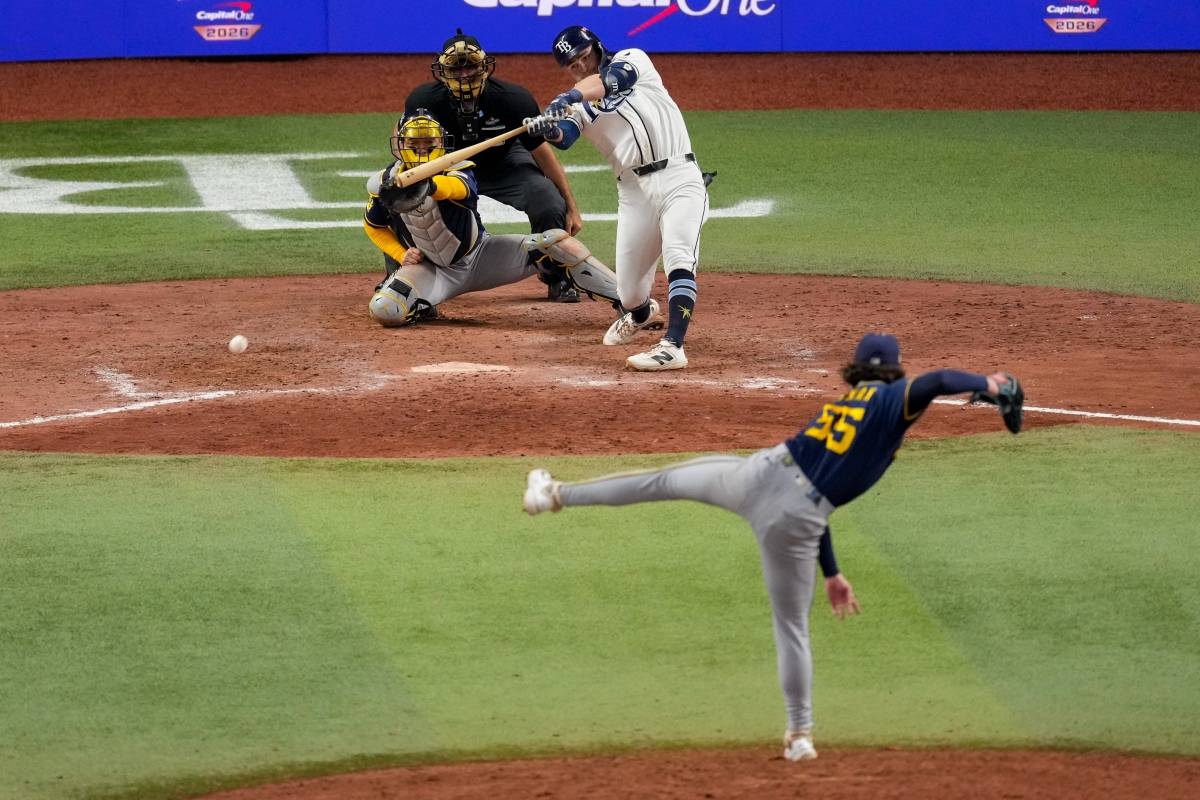 Rays stun Brewers with 2-run rally in 12th inning and force World Series Game 5 with 4-3 win