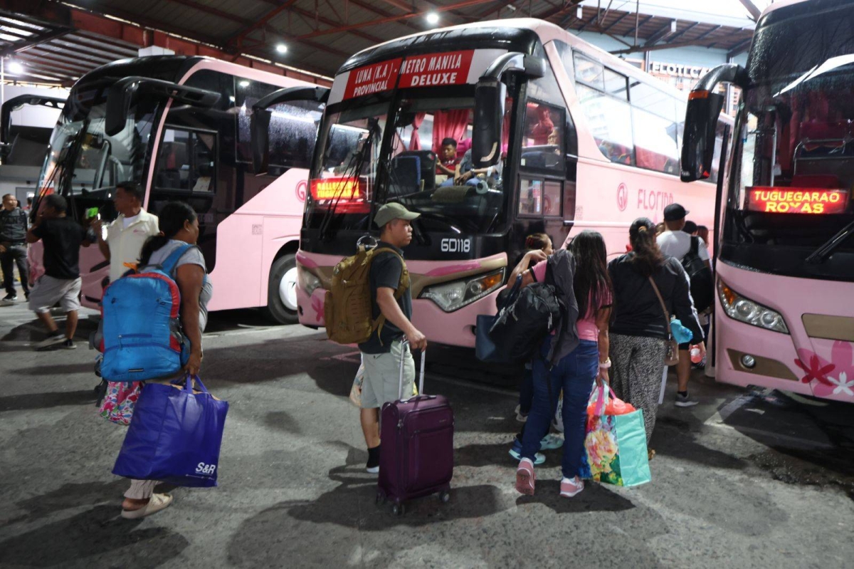 Govt mobilizes to ensure safe travel during Undas