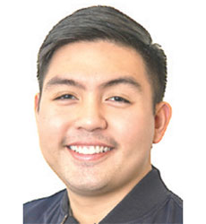 Lance Katigbak