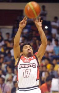 Manny Pacquiao practices with the Mahindra Enforcers. AFP PHOTO