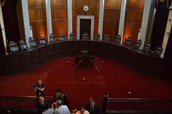 Duterte names 2 SC justices | The Manila Times